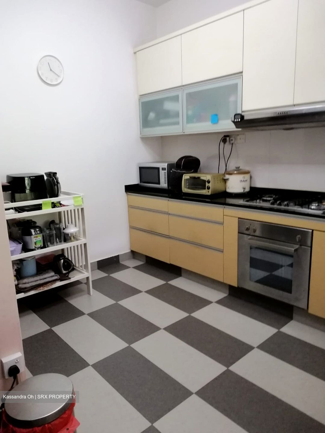 Townhouse Apartments (D9), Apartment #345746831